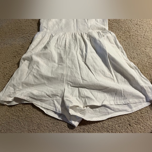 White Tie Neck Romper - Picture 2 of 3